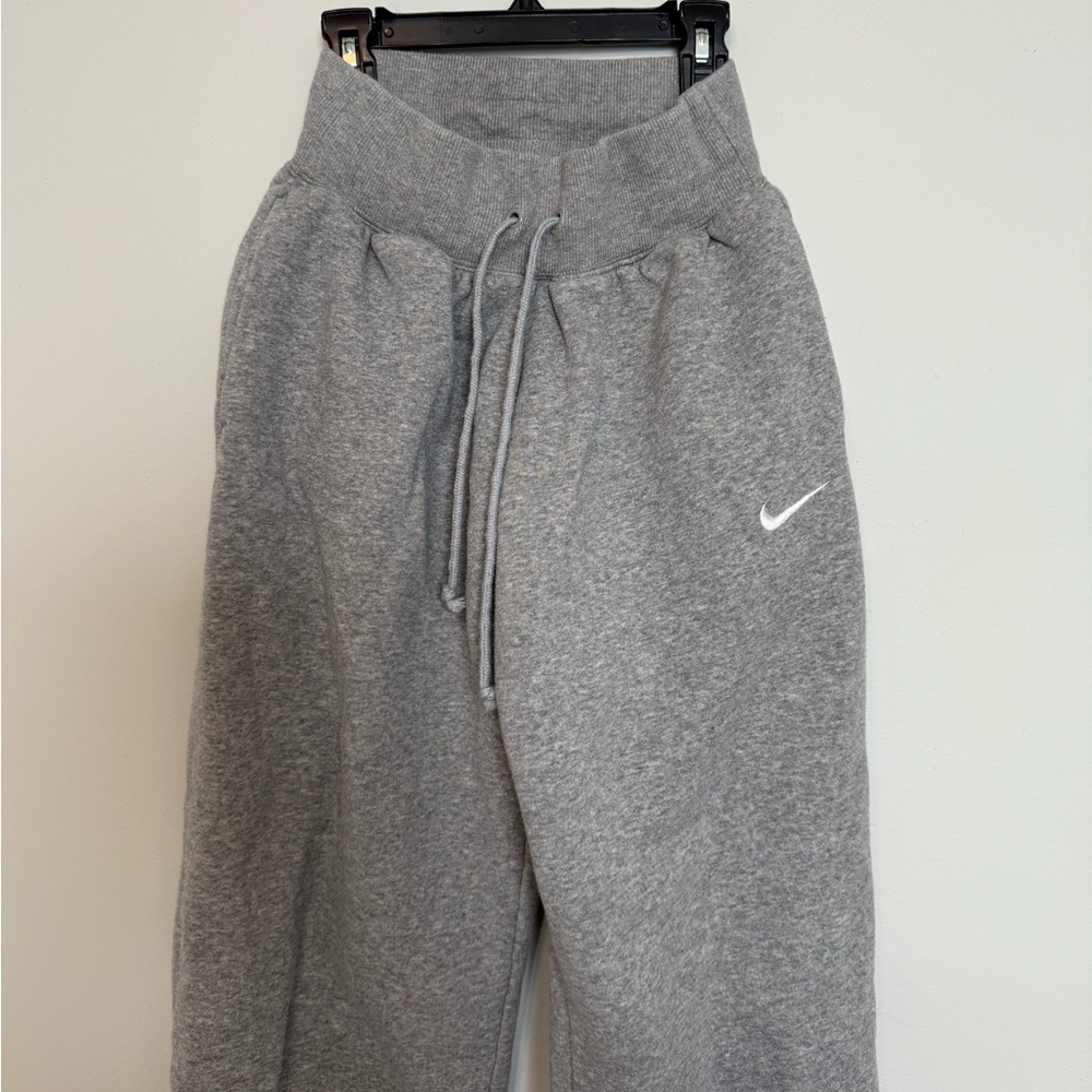 Nike Gray Sweatpants Size XS